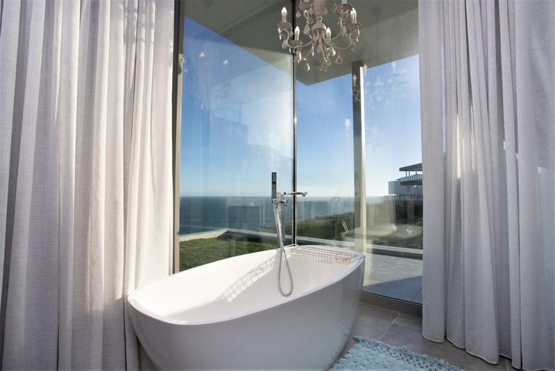 5 Bedroom Property for Sale in Pinnacle Point Golf Estate Western Cape